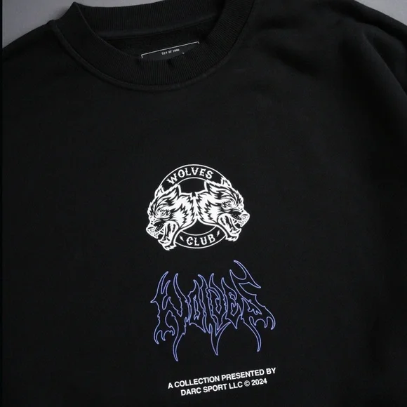 New Darc Sport X Catwoman Dangerous London Crewneck [Large] In Black